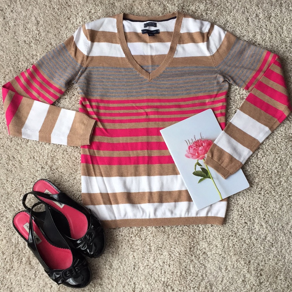Tommy Hilfiger | V-Neck Sweater